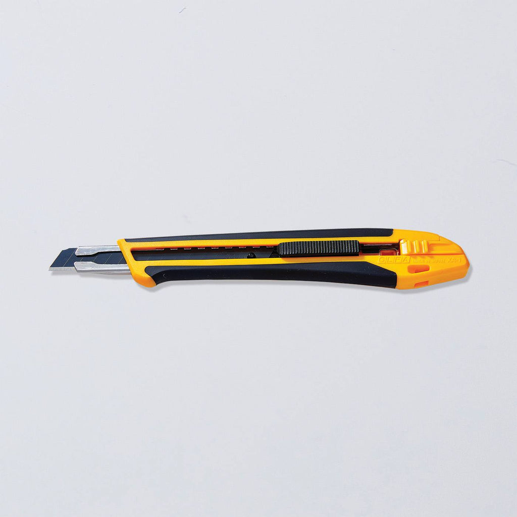 Cutter design OLFA® XA-1 avec verrouillage automatique
